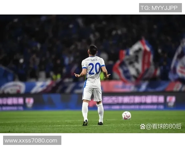 7月1日上海申花主场迎战广州恒大期待精彩对决与球迷热情互动