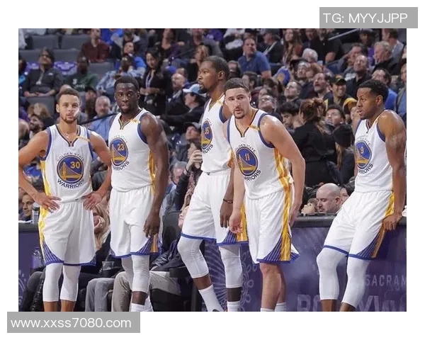 深圳篮球队实力对比深度解析与未来发展趋势探讨 深圳篮球队实力对比深度解析与未来发展趋势探讨